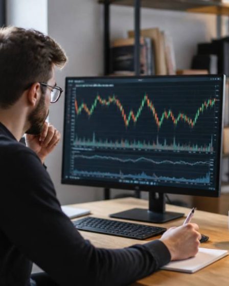 Liste action dividende mensuel : les meilleures actions pour créer un revenu régulier